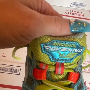 Brooks sneakers Brooks Womens shoes Tennis Shoes